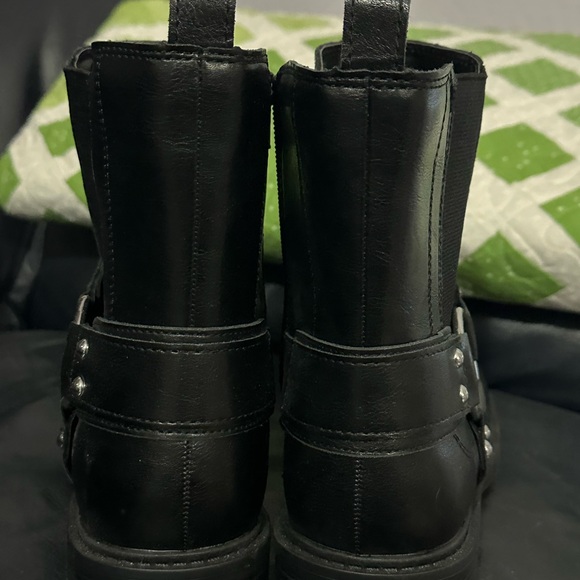 Old Navy Black Faux Leather Moto Boots Black Women’s 9 - Picture 6 of 8